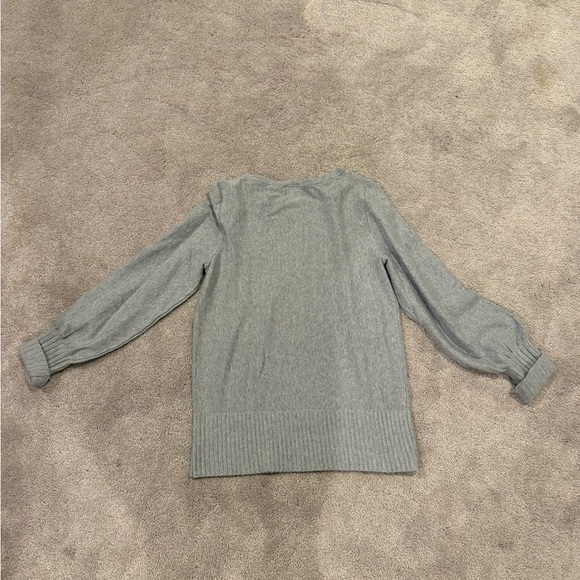 Ann Taylor Gray Women's Sweater - Picture 6 of 6